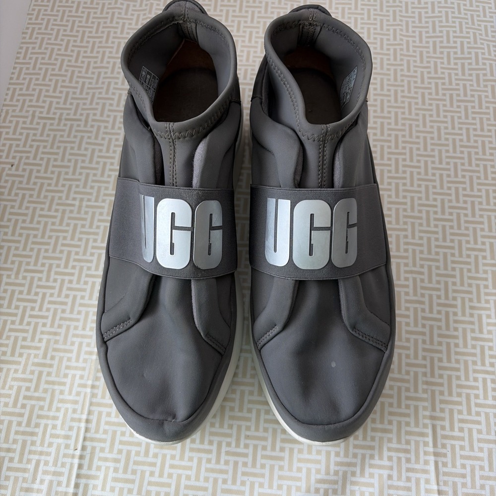 UGG "NEUTRA" Women's SIZE 10 Grey/White Athletic Walking Slip-On Shoes Sneakers